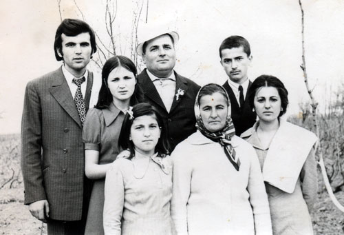 Family photo at a wedding in the village in 1974